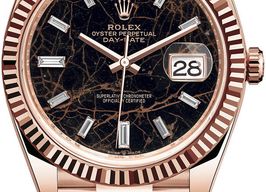 Rolex Day-Date 40 228235 -