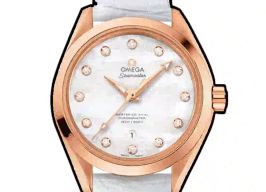 Omega Seamaster Aqua Terra 231.53.34.20.55.001 (2025) - Pearl dial 34 mm Rose Gold case