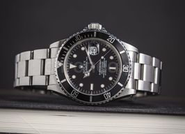 Rolex Submariner Date 16610 (1994) - Black dial 40 mm Steel case