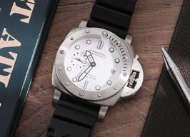 Panerai Submersible PAM01223 -
