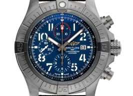 Breitling Avenger V13375101C1X1 (2022) - Blauw wijzerplaat 48mm Titanium