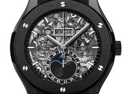 Hublot Classic Fusion Aerofusion 517.CX.0170.LR (2024) - Transparant wijzerplaat 45mm Keramiek