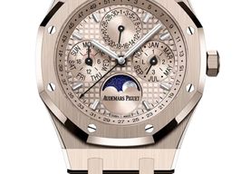 Audemars Piguet Royal Oak Perpetual Calendar 26674SG.OO.1320SG.01 (Onbekend (willekeurig serienummer)) - Beige wijzerplaat 41mm Geelgoud