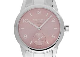 NOMOS Club 756 -