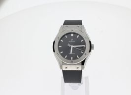Hublot Classic Fusion Racing Grey 542.NX.7071.RX (2025) - Grey dial 42 mm Titanium case