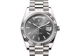 Rolex Day-Date 40 228239-0060 (2022) - Grey dial 40 mm White Gold case