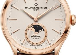Baume & Mercier Clifton M0A10736 (2026) - Geel wijzerplaat 39mm Roségoud