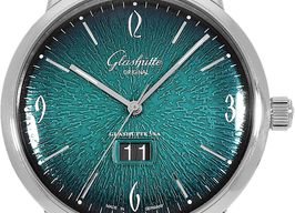 Glashütte Original Sixties Panorama Date 2-39-47-04-02-04 -