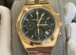 Vacheron Constantin Overseas 5520V/210R-B966 (2025) - 43mm Roségoud