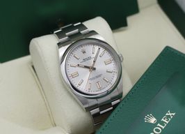 Rolex Oyster Perpetual 41 124300 -