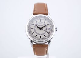 Patek Philippe Calatrava 5212A-001 (2024) - White dial 40 mm Steel case