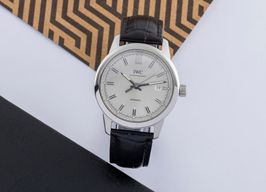 IWC Ingenieur Automatic IW357001 (Unknown (random serial)) - Silver dial 40 mm Steel case