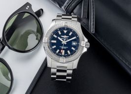Breitling Avenger A17318101B1A1 -