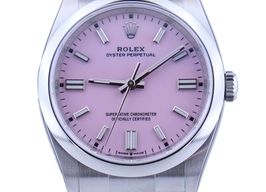 Rolex Oyster Perpetual 36 126000 (2022) - Roze wijzerplaat 36mm Staal