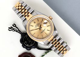 Rolex Datejust 36 16233 (2003) - Champagne wijzerplaat 36mm Goud/Staal