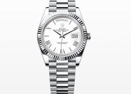 Rolex Day-Date 40 228236 (2023) - Wit wijzerplaat 40mm Platina