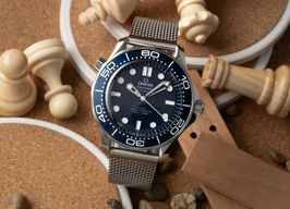 Omega Seamaster Diver 300 M 210.30.42.20.03.002 (Onbekend (willekeurig serienummer)) - Blauw wijzerplaat 42mm Staal