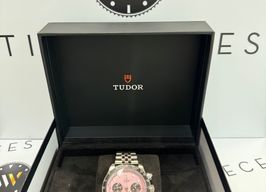 Tudor Black Bay Chrono 79360N (2024) - Roze wijzerplaat 41mm Staal