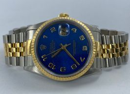 Rolex Datejust 36 16233 (Onbekend (willekeurig serienummer)) - Blauw wijzerplaat 36mm Goud/Staal