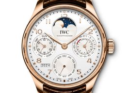 IWC Portuguese Perpetual Calendar IW503302 (2023) - Zilver wijzerplaat 44mm Roségoud