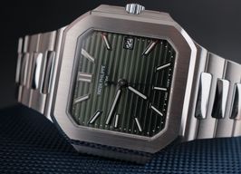 Patek Philippe Cubitus 5821/1A-001 (2024) - Green dial 45 mm Steel case