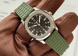 Patek Philippe Aquanaut 5064 -