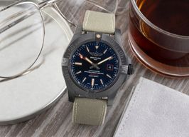 Breitling Avenger Blackbird 44 V1731110/BD74 (Unknown (random serial)) - Black dial 44 mm Titanium case