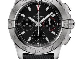 Breitling Avenger AB0146101B1X1 (2026) - Zwart wijzerplaat 42mm Staal