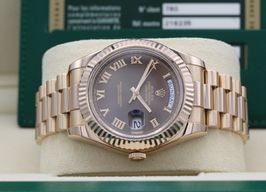 Rolex Day-Date II 218235 (2011) - Brown dial 41 mm Rose Gold case