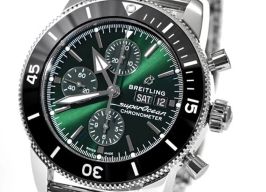 Breitling Superocean Heritage A13313121L1A1 (2023) - Green dial 44 mm Steel case
