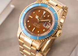 Rolex Submariner 1680/8 (1973) - Bruin wijzerplaat 40mm Geelgoud