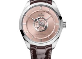 Omega De Ville Trésor 529.53.43.22.99.001 (2025) - Pink dial 43 mm White Gold case