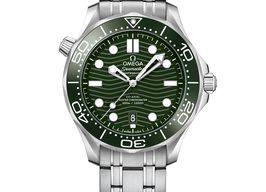 Omega Seamaster Diver 300 M 210.30.42.20.10.001 (2025) - Green dial 42 mm Steel case