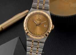 Tudor Royal 28503 (2023) - Champagne dial 38 mm Steel case