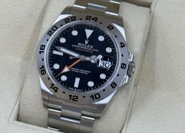 Rolex Explorer II 226570 (Onbekend (willekeurig serienummer)) - Zwart wijzerplaat 42mm Staal