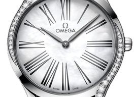 Omega De Ville Trésor 428.17.36.60.05.001 (2023) - Parelmoer wijzerplaat 36mm Staal