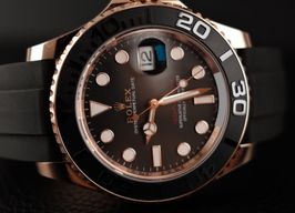 Rolex Yacht-Master 40 126655 (2023) - Black dial 40 mm Red Gold case