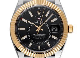 Rolex Sky-Dweller 326933 (2025) - 42 mm Gold/Steel case