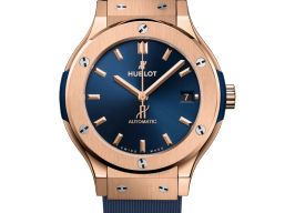 Hublot Classic Fusion Blue 565.OX.7180.RX (2025) - Blue dial 38 mm Rose Gold case