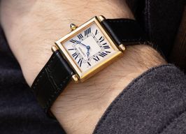 Cartier Tank 1630 (Unknown (random serial)) - Champagne dial 24 mm Yellow Gold case