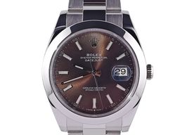 Rolex Datejust 41 126300 (Onbekend (willekeurig serienummer)) - Bruin wijzerplaat 41mm Staal