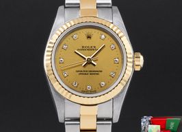 Rolex Oyster Perpetual 76193 (2003) - Champagne wijzerplaat 26mm Goud/Staal