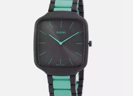 Rado True Thinline R27045162 (2025) - Grey dial 37 mm Ceramic case
