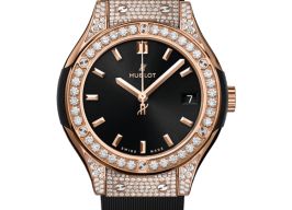 Hublot Classic Fusion 581.OX.1480.RX.1704 (2025) - Black dial 33 mm Rose Gold case