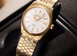 Rolex Oyster Perpetual 34 6567 (1956) - White dial 34 mm Yellow Gold case