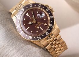 Rolex GMT-Master 1675/8 (1978) - Brown dial 40 mm Yellow Gold case
