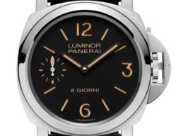 Panerai Luminor Base PAM00915 (2026) - Zwart wijzerplaat 44mm Staal
