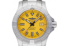 Breitling Avenger A17319101I1A1 (2023) - Yellow dial 45 mm Steel case