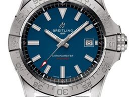 Breitling Avenger A17328101C1X1 (2025) - Blue dial 42 mm Steel case