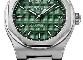 Girard-Perregaux Laureato 81010-11-3153-1CM (2026) - Green dial 43 mm Steel case